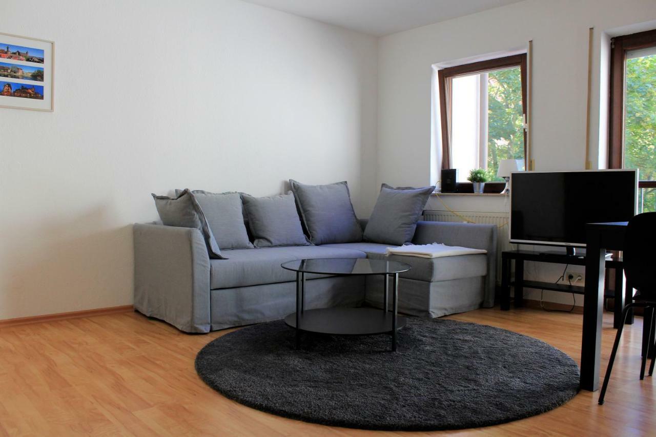 Modernes Apartment Im Herzen Von Вюрцбург Экстерьер фото